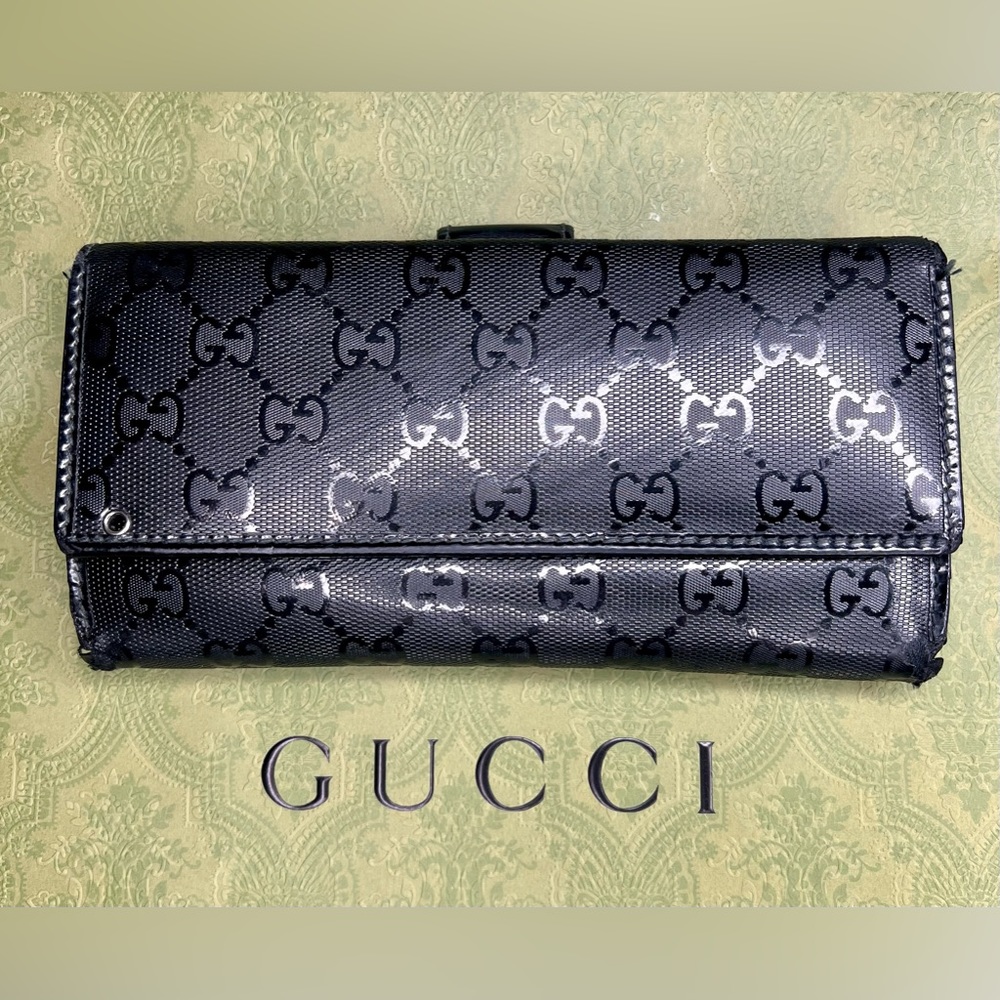 Authentic Gucci Wallet - Picture 2 of 10